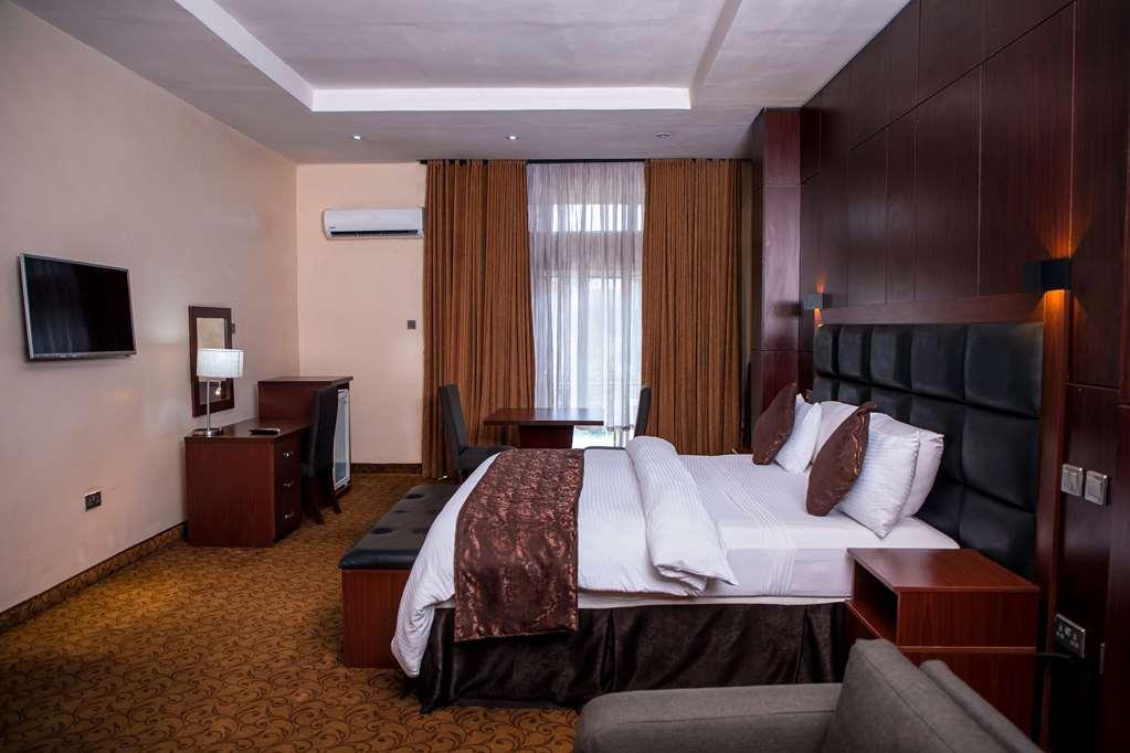 Best Western Plus אנוגו חדר תמונה